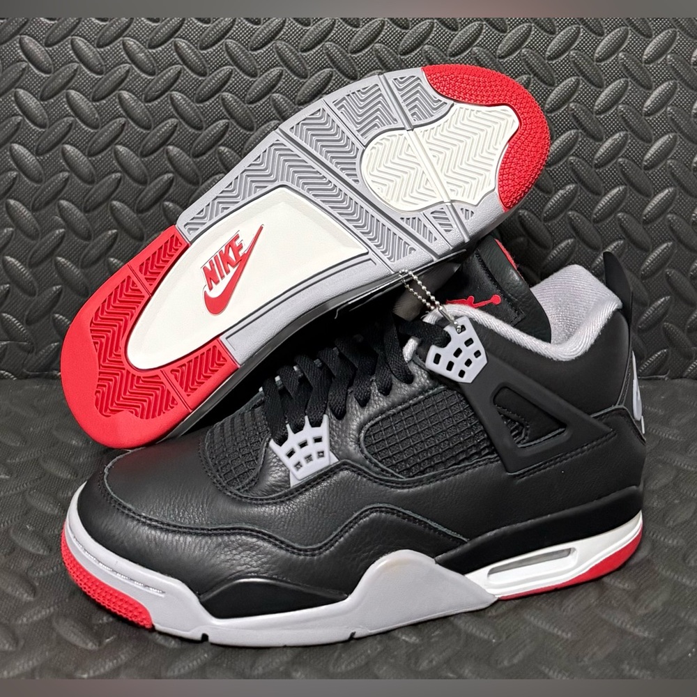 Air Jordan 4 Retro Bred Reimagined (B-Grade) Sneakers FV5029-006 Mens Size 9